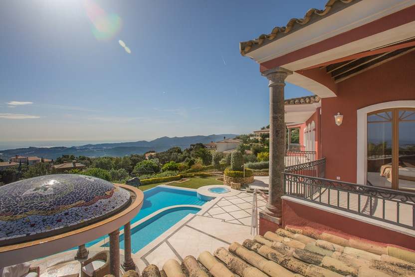 Hus i Platja D'aro, Girona, Spanien 6 sovrum, 520 kvm. Nr. 22798