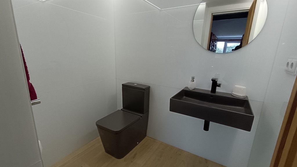 Apartamento en Madrid, España 2 dormitorios, 156 m2 No. 93631