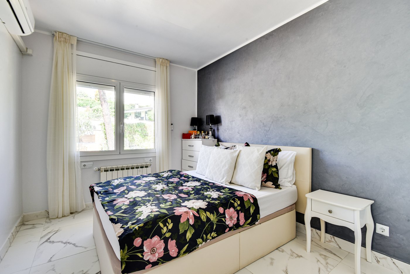 Hus i Lloret de Mar, Girona, Spanien 5 sovrum, 408 kvm. Nr. 98926