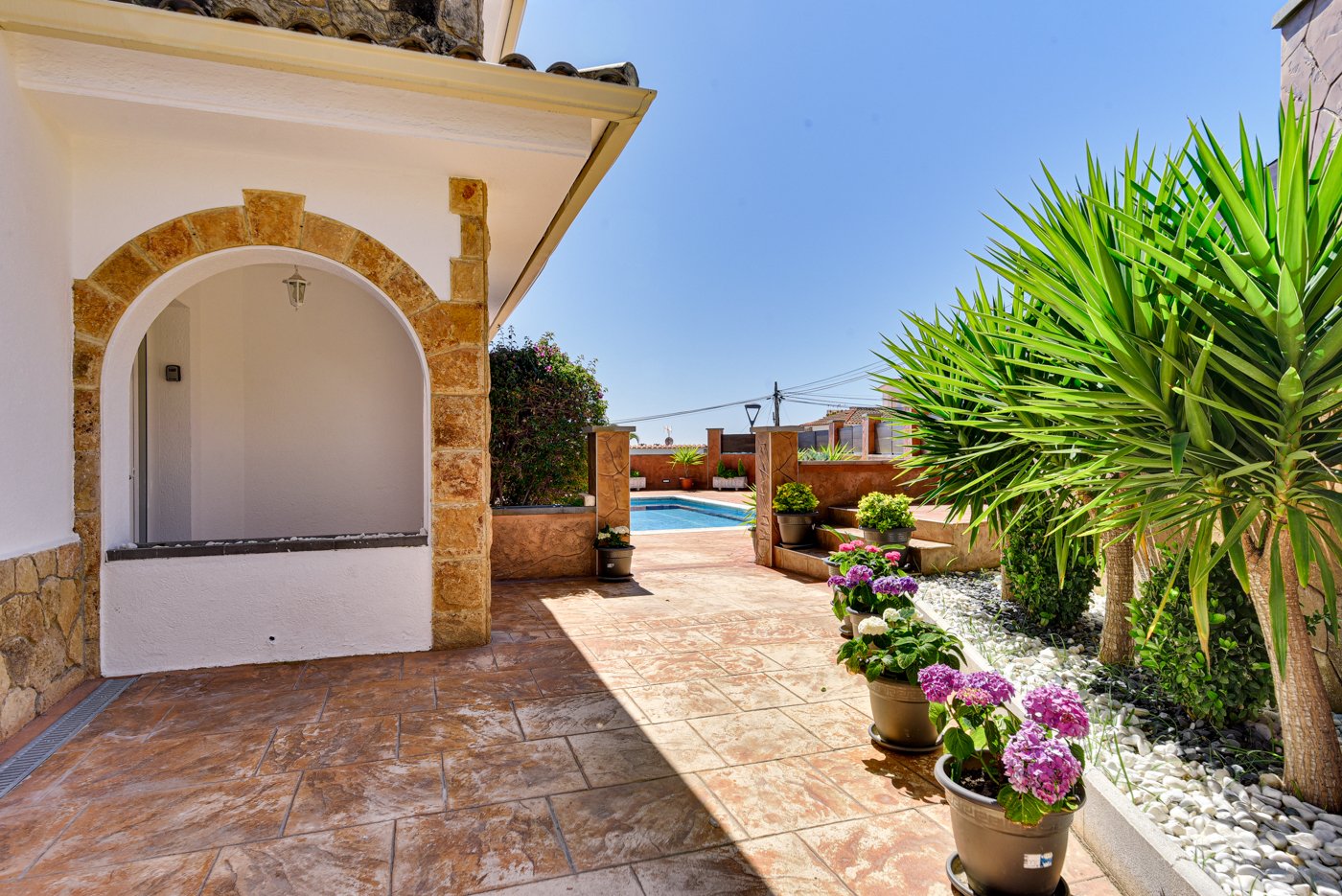 Hus i Lloret de Mar, Girona, Spanien 5 sovrum, 408 kvm. Nr. 98926
