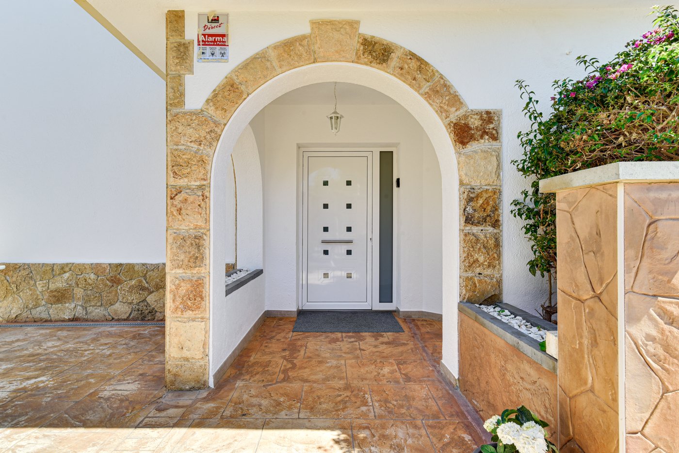 Hus i Lloret de Mar, Girona, Spanien 5 sovrum, 408 kvm. Nr. 98926