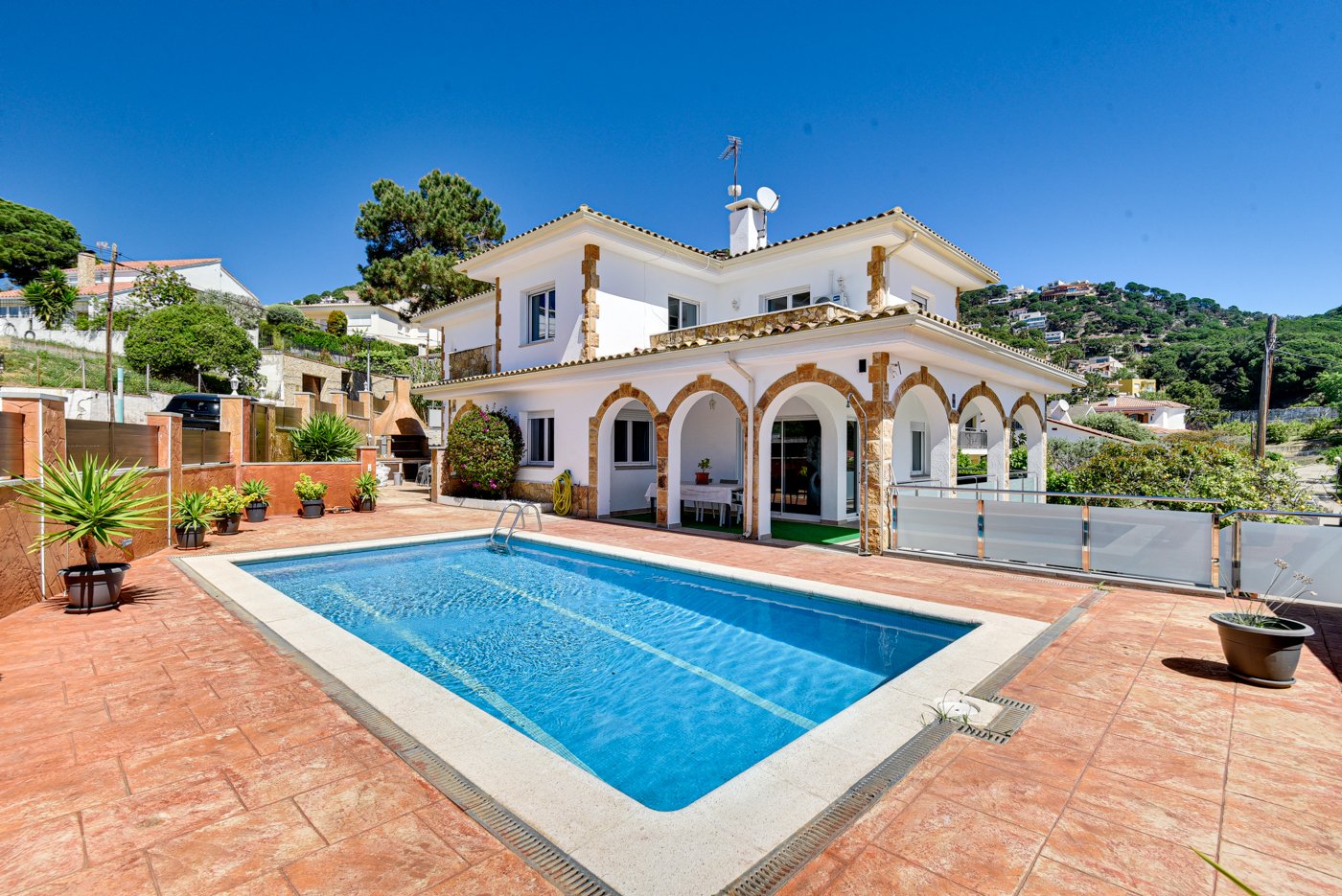 Hus i Lloret de Mar, Girona, Spanien 5 sovrum, 408 kvm. Nr. 98926