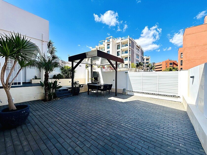 Bungalow i Villamartin, Alicante, Spanien 2 sovrum, 76 kvm. Nr. 117709
