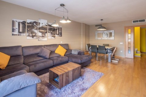Dzīvoklis Salou, Tarragona, Spānijā 4 istabas, 141 m2 Nr. 21943