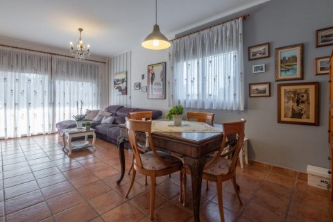 Dzīvoklis Salou, Tarragona, Spānijā 4 istabas, 140 m2 Nr. 21890