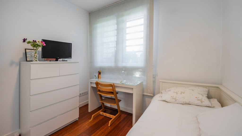 Villetta a schiera a Madrid, Spagna 4 camere da letto, 303 mq. N° 104138