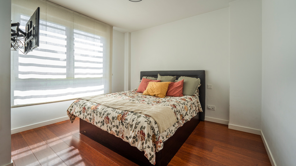 Villetta a schiera a Madrid, Spagna 4 camere da letto, 303 mq. N° 104138