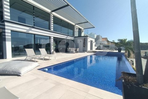 Villa in Torviscas, Tenerife, Spain 4 bedrooms, 472 sq.m. No. 103033