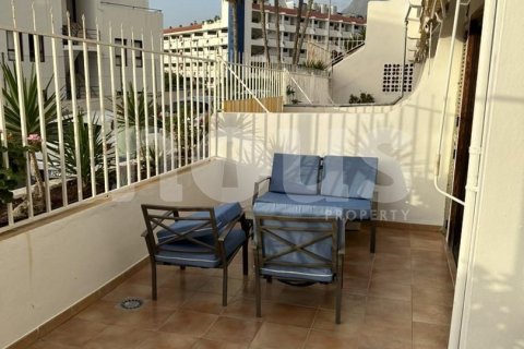 Квартира в Лос-Кристианос, Тенерифе, Испания 2 спальни, 80м2 №103037