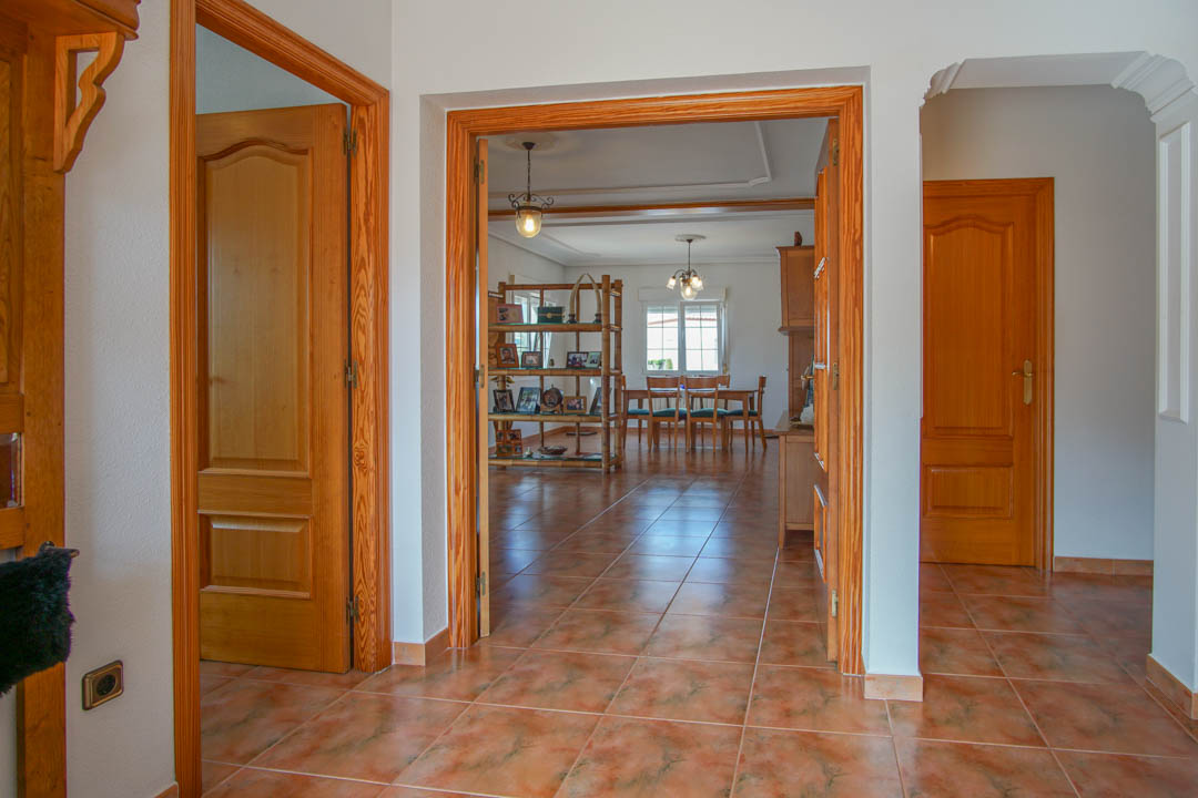 Villa in Calpe, Alicante, Spanien 5 Schlafzimmer, 345 m2 Nr. 84272