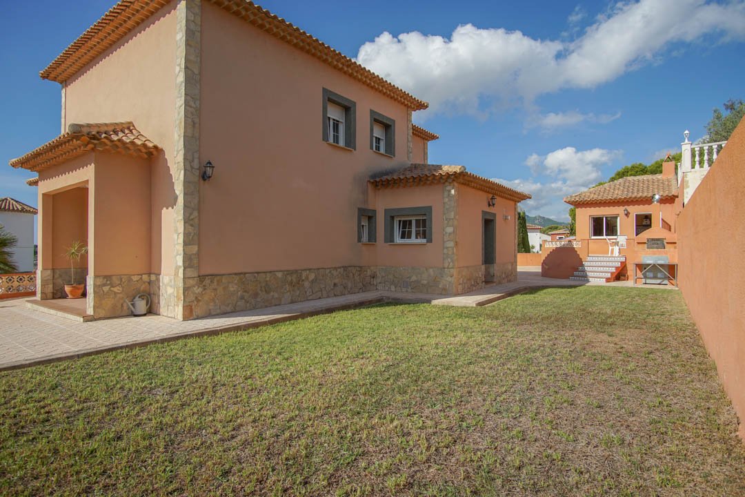 Villa in Calpe, Alicante, Spanien 5 Schlafzimmer, 345 m2 Nr. 84272