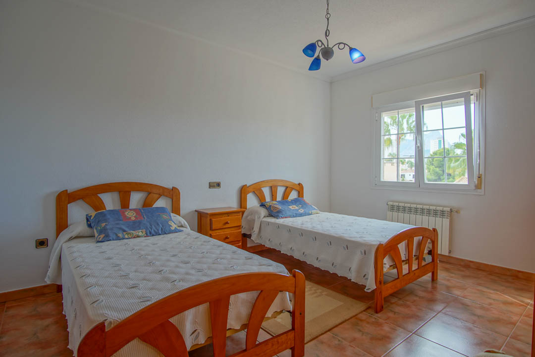 Villa in Calpe, Alicante, Spanien 5 Schlafzimmer, 345 m2 Nr. 84272