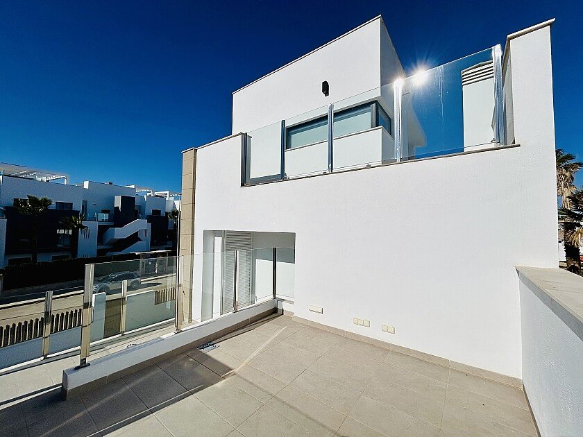 Huvila Guardamar del Segura, Alicante, Espanja 3 makuuhuonetta, 180 m2 No. 111161