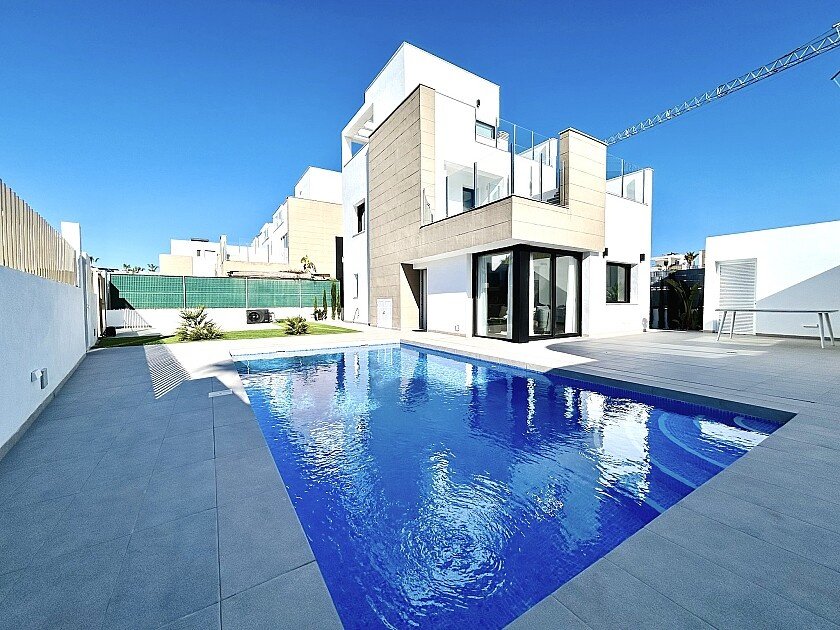 Huvila Guardamar del Segura, Alicante, Espanja 3 makuuhuonetta, 180 m2 No. 111161