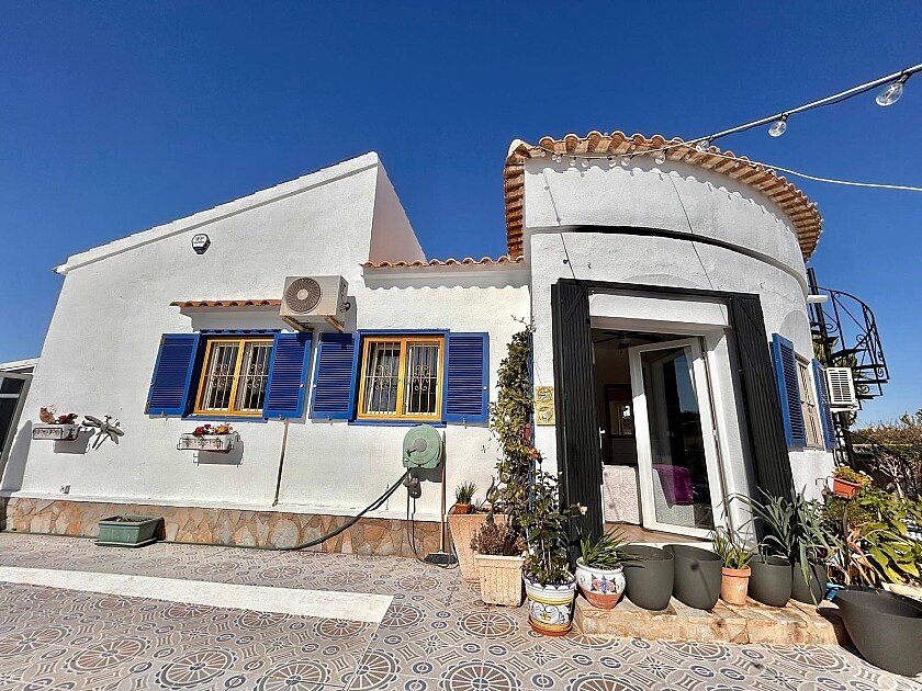Huvila Playa Flamenca II, Alicante, Espanja 4 makuuhuonetta, 120 m2 No. 111155