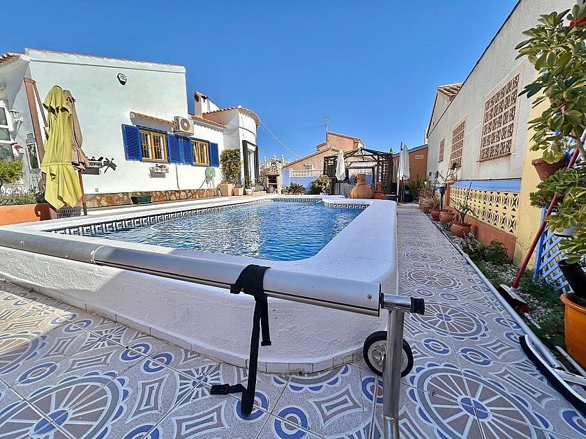 Huvila Playa Flamenca II, Alicante, Espanja 4 makuuhuonetta, 120 m2 No. 111155