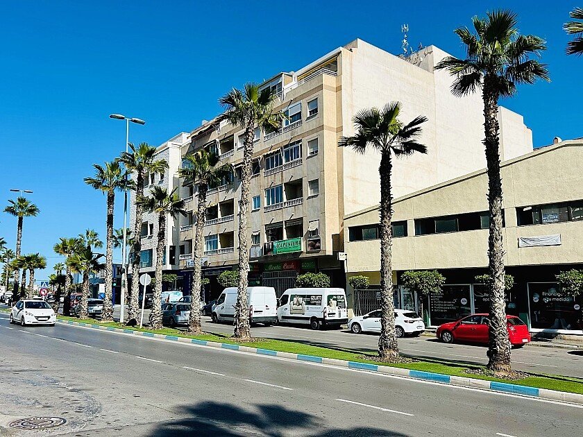 Lägenhet i Nueva Torrevieja, Alicante, Spanien 4 sovrum, 115 kvm. Nr. 111149