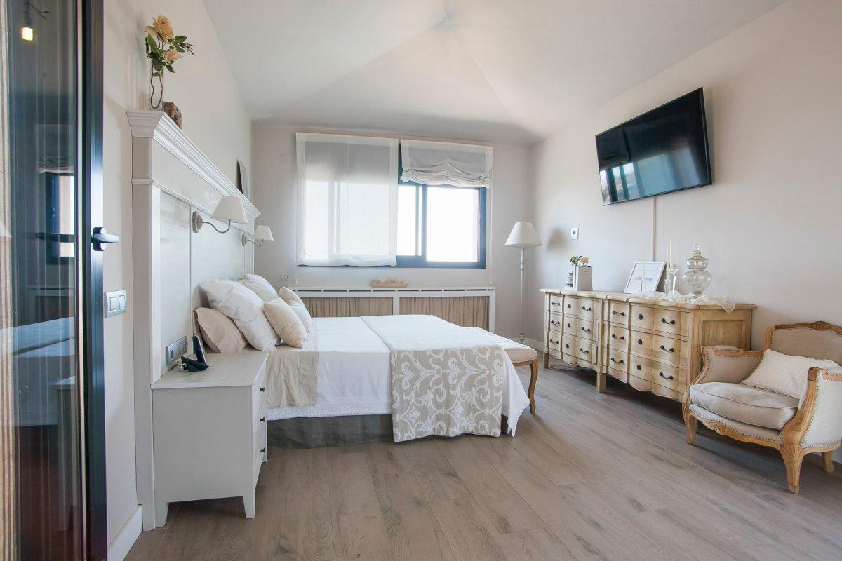 Talo Castelldefels, Barcelona, Espanja 7 makuuhuonetta, 788 m2 No. 23030