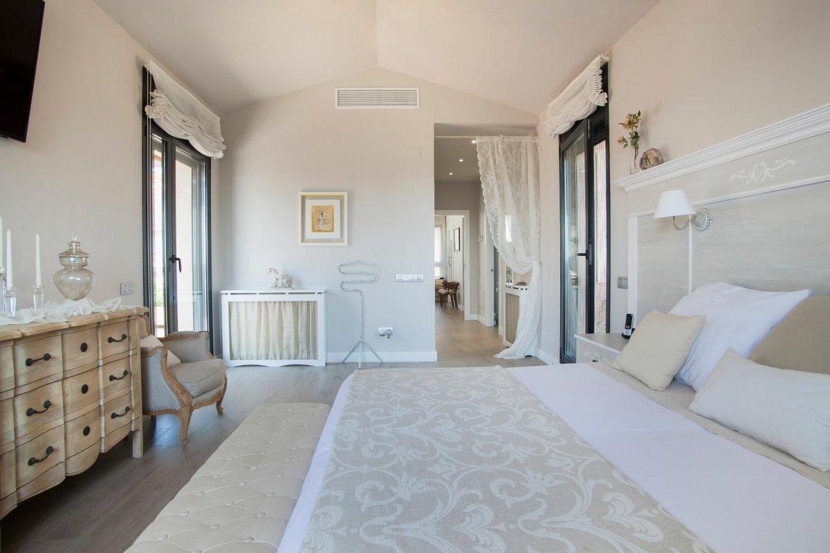 Talo Castelldefels, Barcelona, Espanja 7 makuuhuonetta, 788 m2 No. 23030