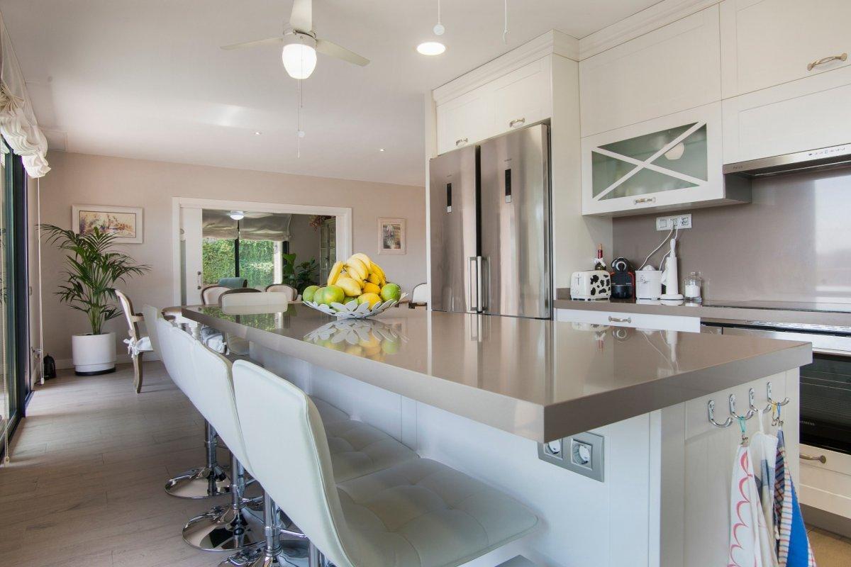 Talo Castelldefels, Barcelona, Espanja 7 makuuhuonetta, 788 m2 No. 23030