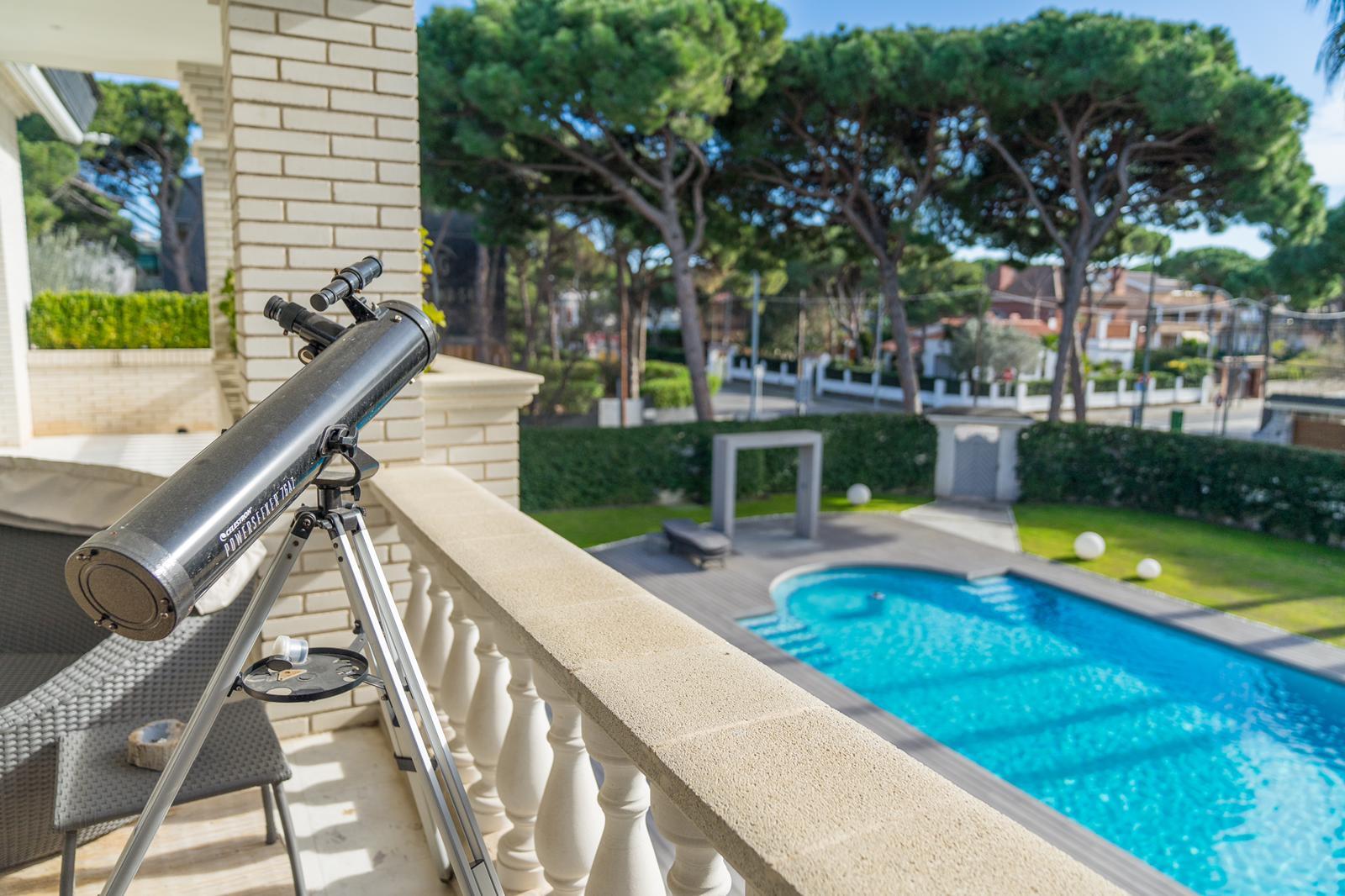 Māja Castelldefels, Barcelona, Spānijā 7 istabas, 642 m2 Nr. 23031
