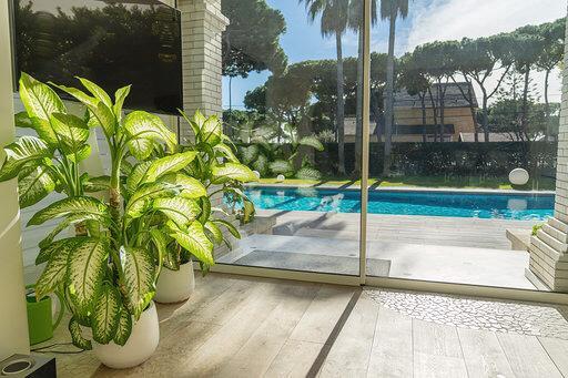 Māja Castelldefels, Barcelona, Spānijā 7 istabas, 642 m2 Nr. 23031