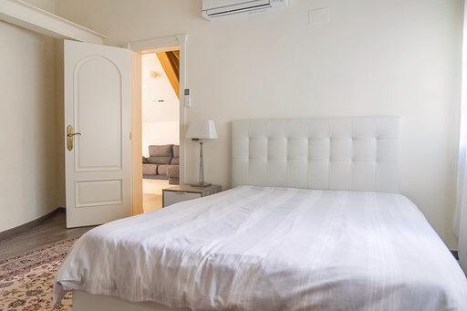 Māja Castelldefels, Barcelona, Spānijā 7 istabas, 642 m2 Nr. 23031