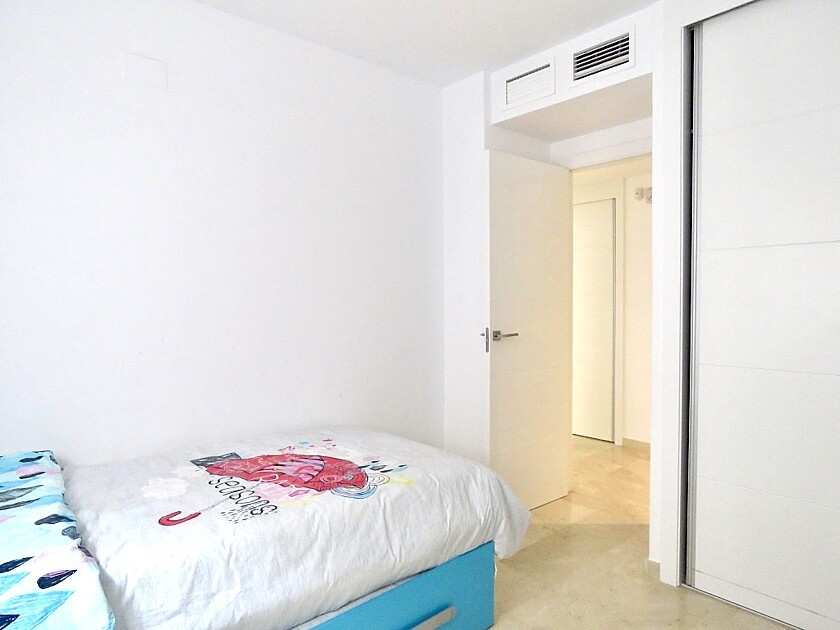 Apartment à Punta Prima, Alicante, Espagne 3 chambres, 98 m2 No. 111404