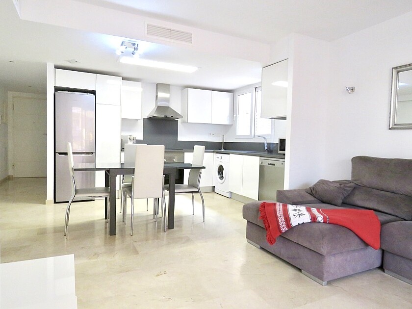 Apartment à Punta Prima, Alicante, Espagne 3 chambres, 98 m2 No. 111404