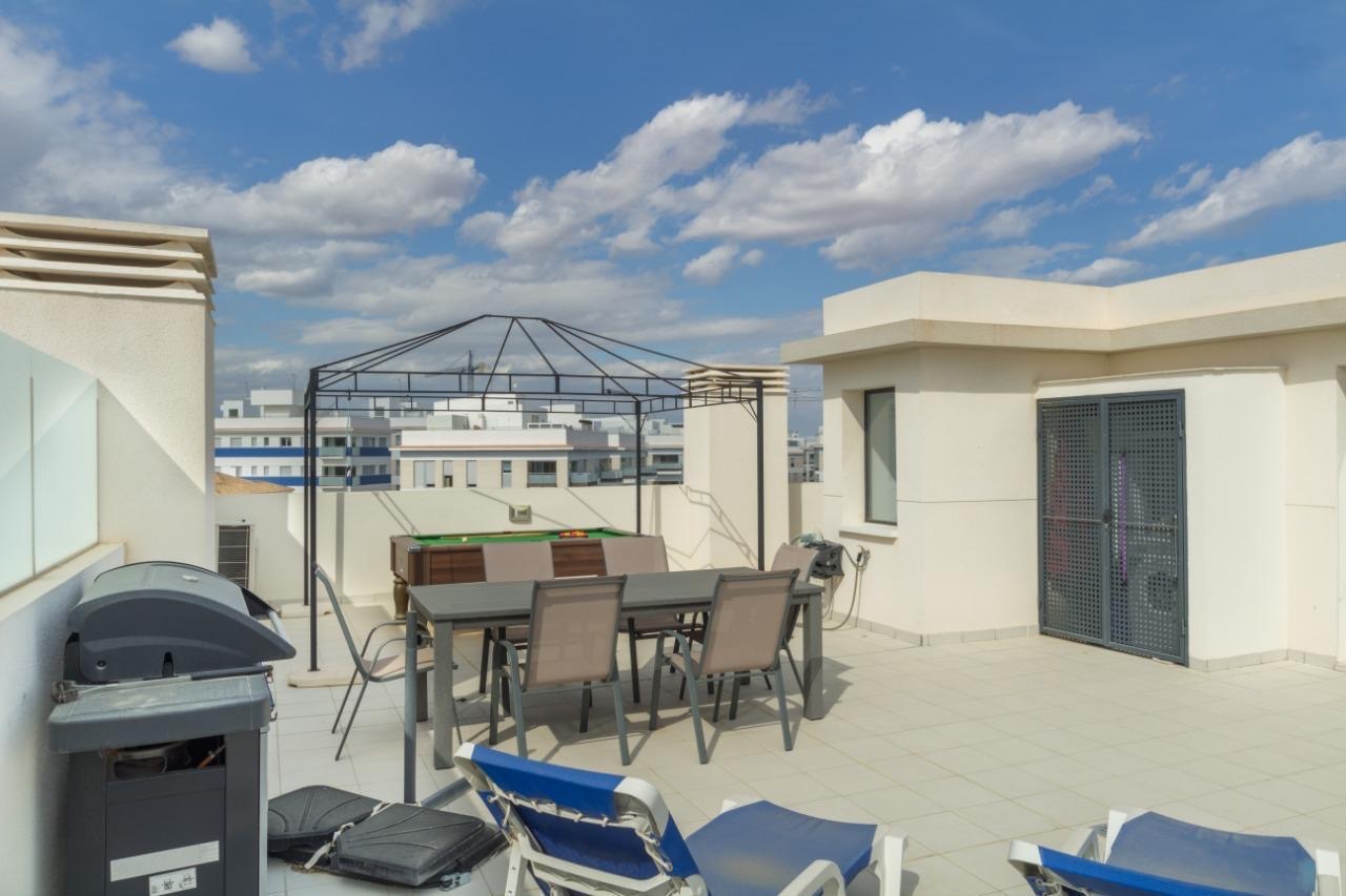 Apartment in Alicante, Spain 3 bedrooms, 96 sq.m. No. 116196