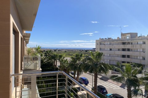 Apartment in Alicante, Spain 3 bedrooms, 96 sq.m. No. 116196
