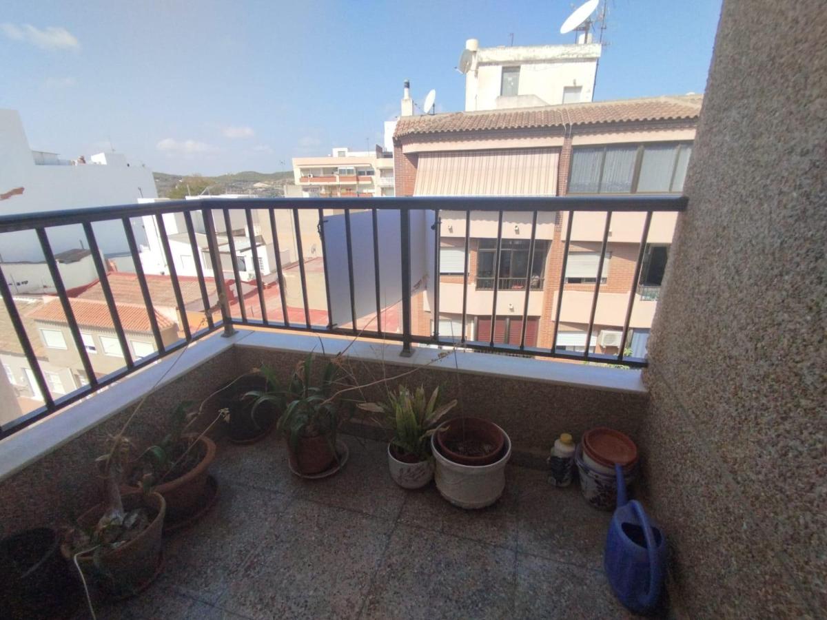 Huoneisto Guardamar del Segura, Alicante, Espanja 6 makuuhuonetta, 186 m2 No. 113085