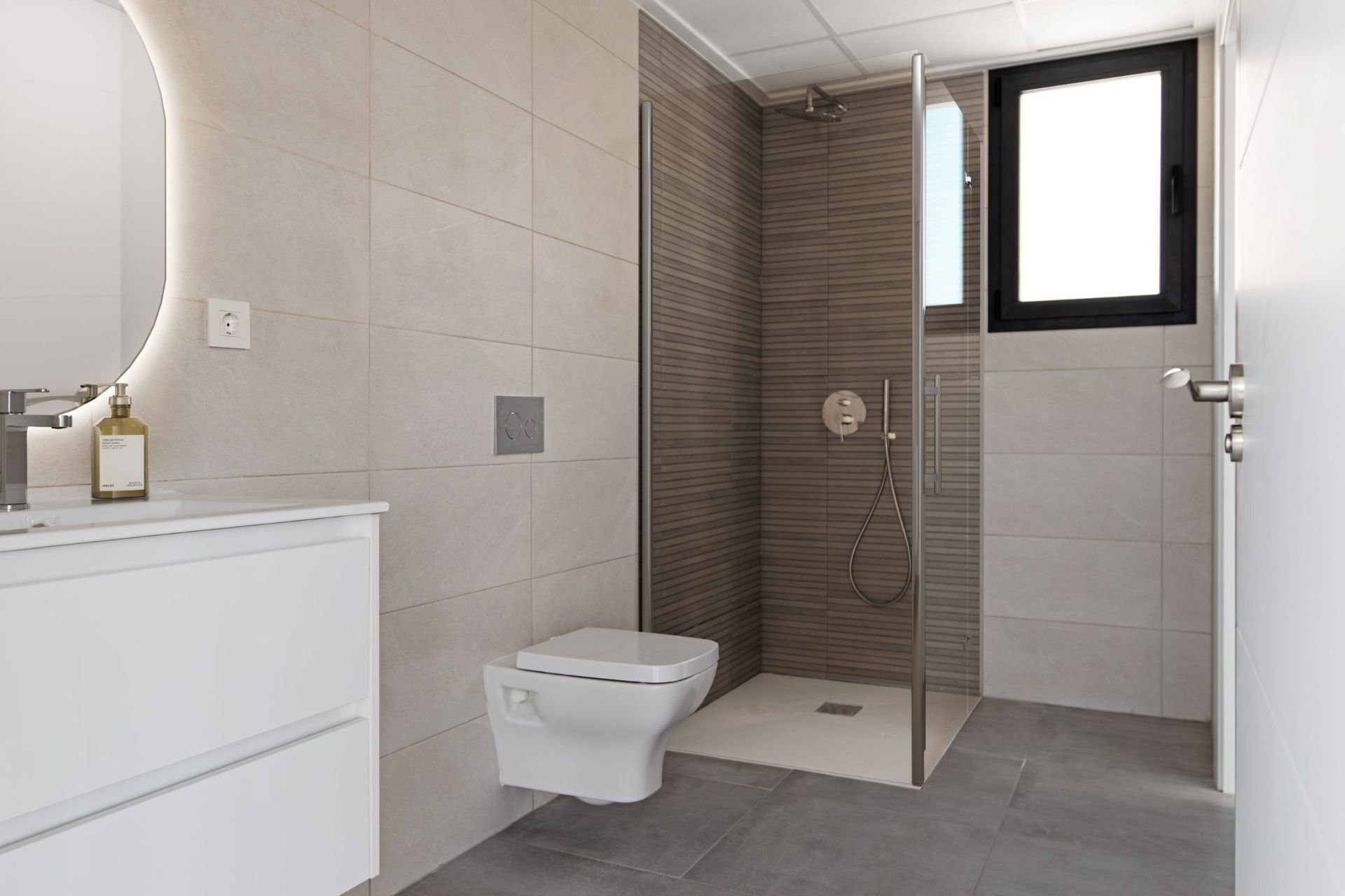 House à Santa Pola, Alicante, Espagne 4 chambres, 261 m2 No. 95474
