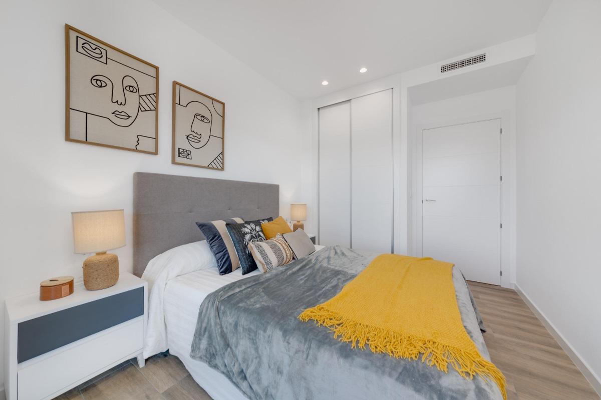 Apartment in Los Arenales Del Sol, Alicante, Spain 2 bedrooms, 117 sq.m. No. 96641