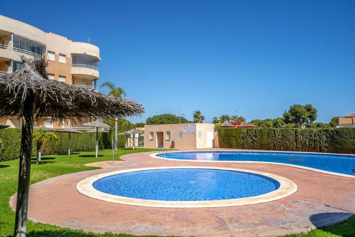 Huoneisto Alicante, Espanja 3 makuuhuonetta, 100 m2 No. 103979