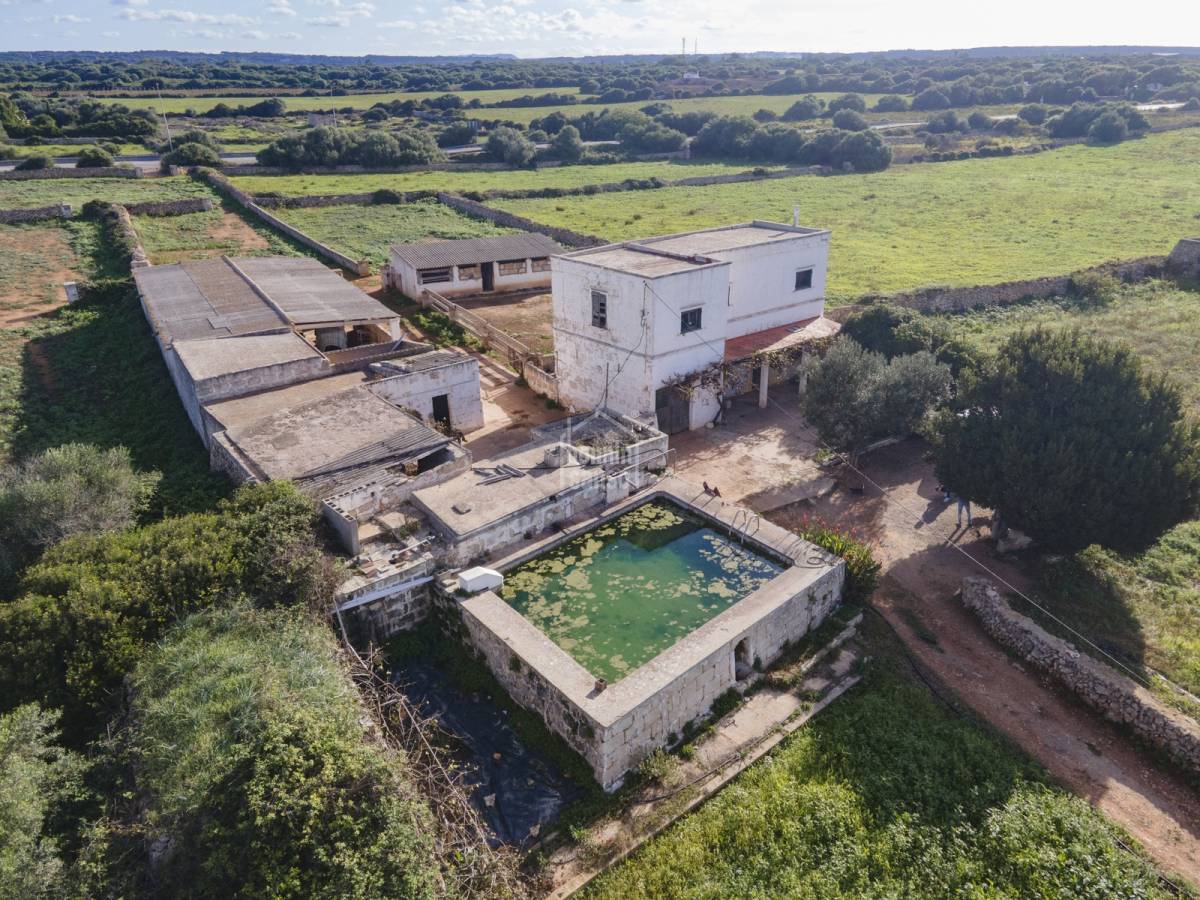 Сasa en Ciutadella De Menorca, Menorca, España 3 dormitorios, 593 m2 No. 90911