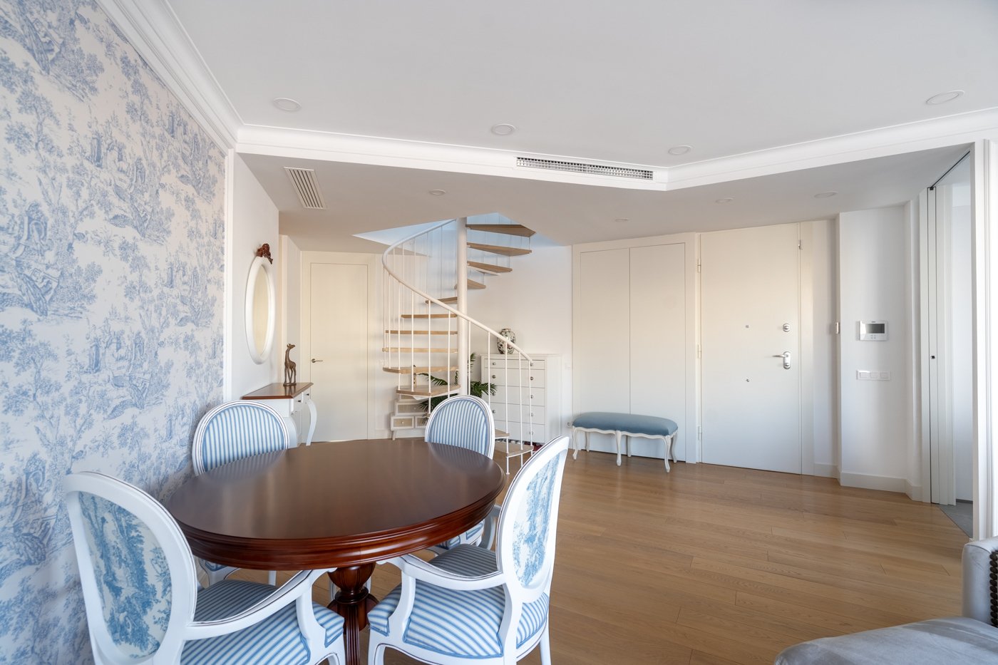 Appartamento a Valencia, Spagna 3 camere da letto, 148 mq. N° 97862