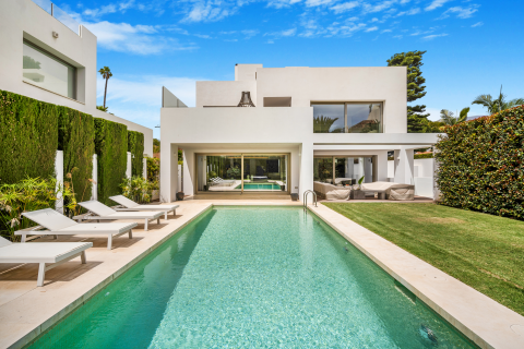 Villa in Marbella Golden Mile, Malaga, Spanien 5 Schlafzimmer, 1132 m2 Nr. 97863
