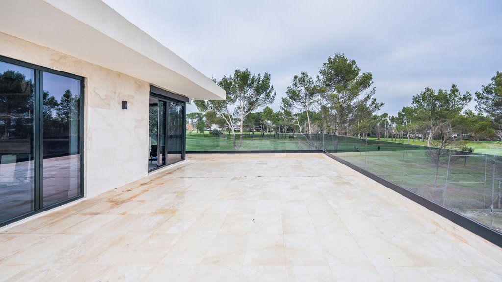 Huvila Madrid, Espanja 5 makuuhuonetta, 600 m2 No. 88692