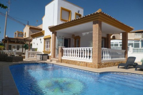 Villa in Pilar de la Horadada, Alicante, Spain 3 bedrooms,  No. 101503