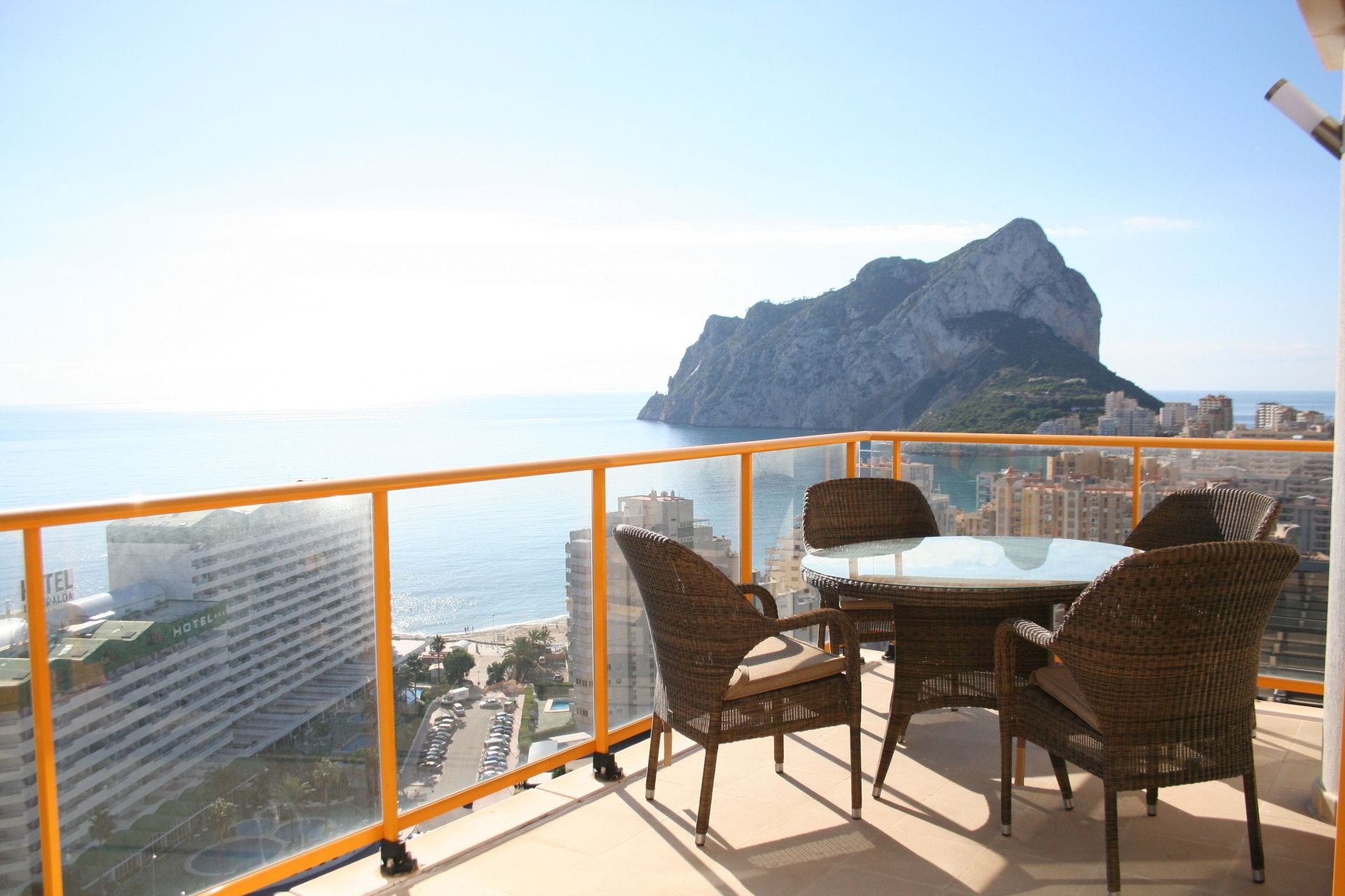 Apartment in Calpe, Alicante, Spain 3 bedrooms, 278 sq.m. No. 95422