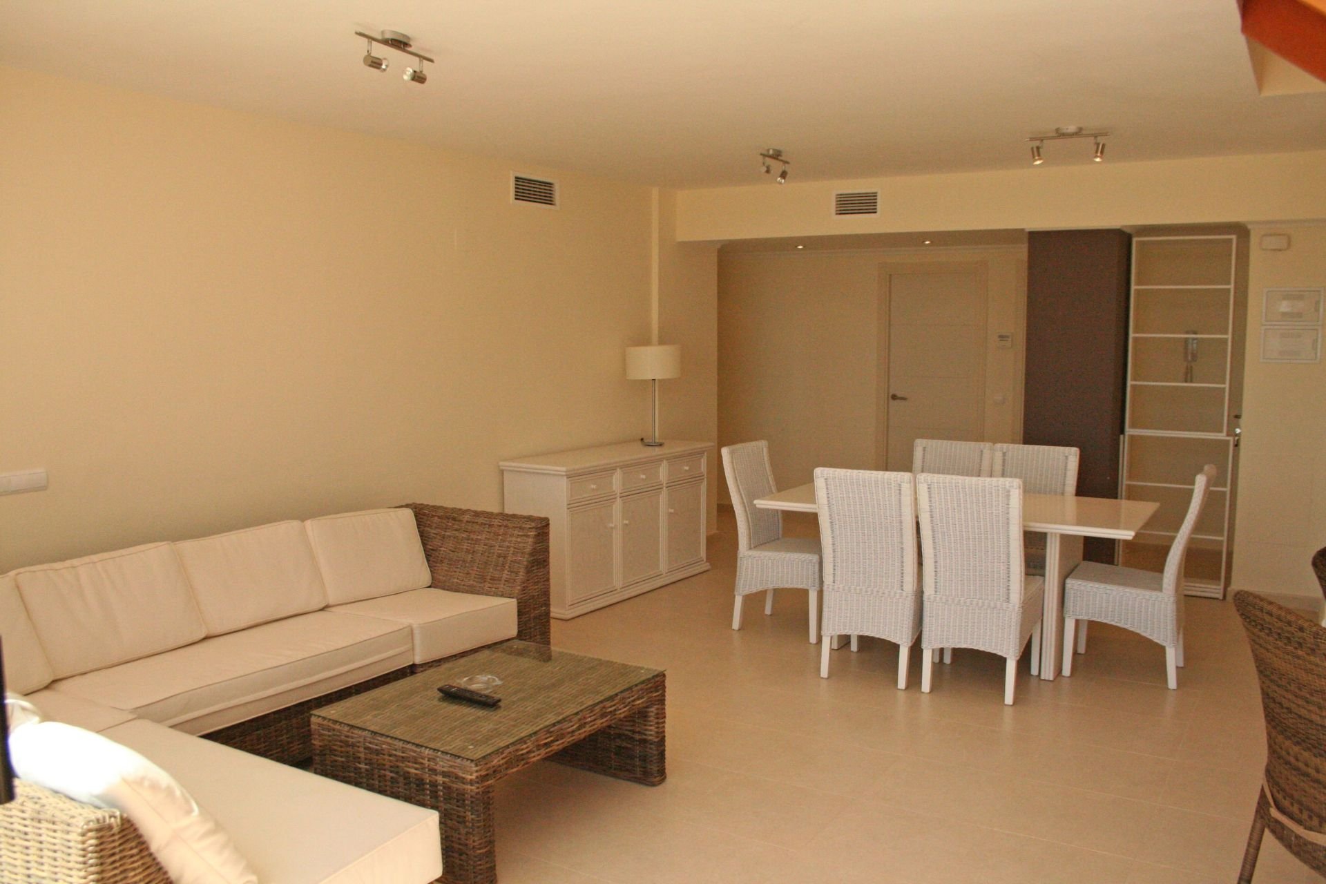 Apartment in Calpe, Alicante, Spain 3 bedrooms, 278 sq.m. No. 95422