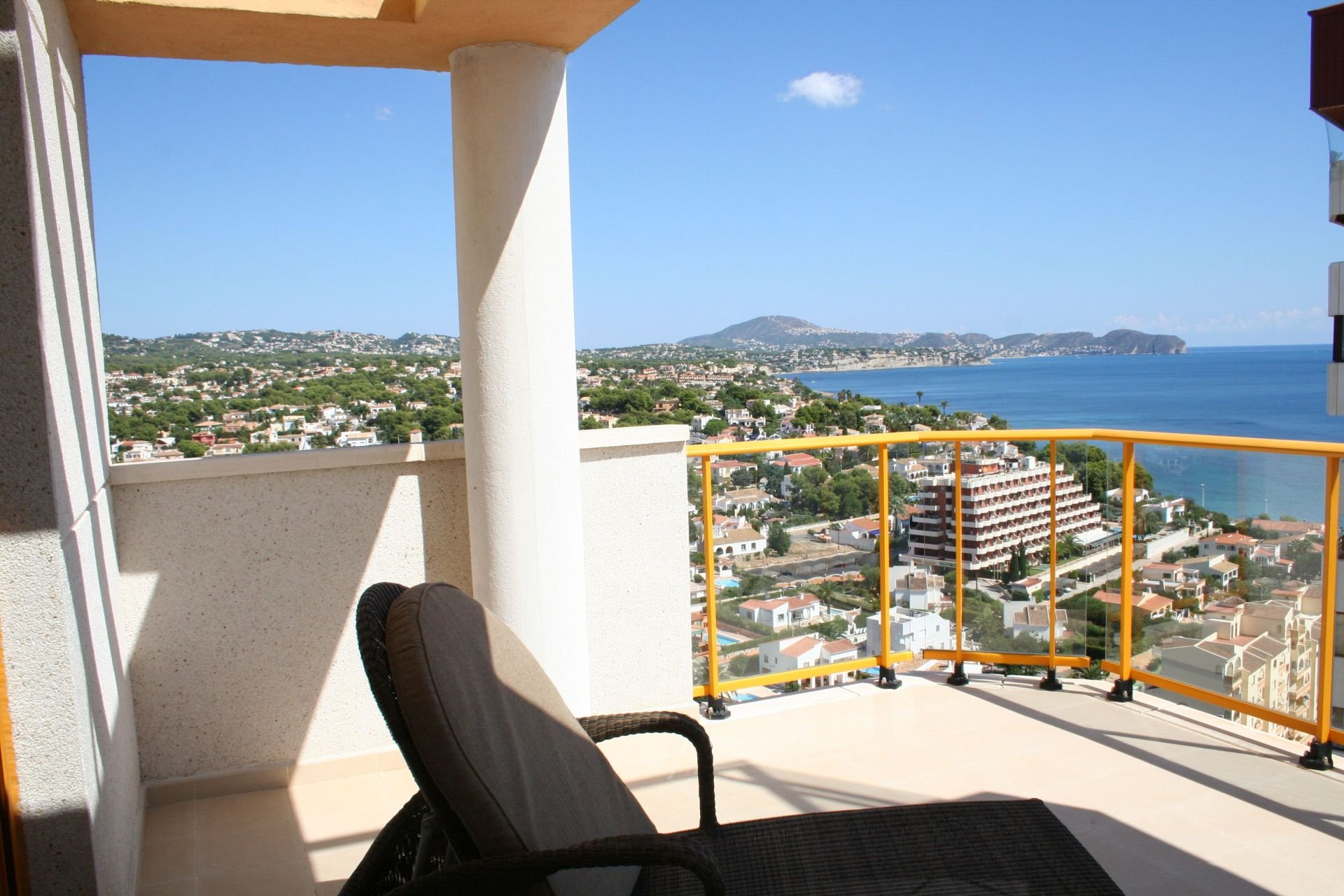 Apartment in Calpe, Alicante, Spain 3 bedrooms, 278 sq.m. No. 95422