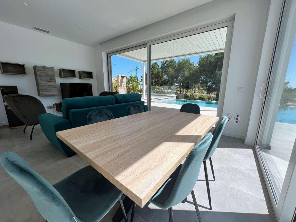 Villa a Orihuela, Alicante, Spagna 3 camere da letto, 130 mq. N° 113108