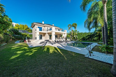 Huvila Benahavis, Malaga, Espanja 6 makuuhuonetta, 526 m2 No. 109966