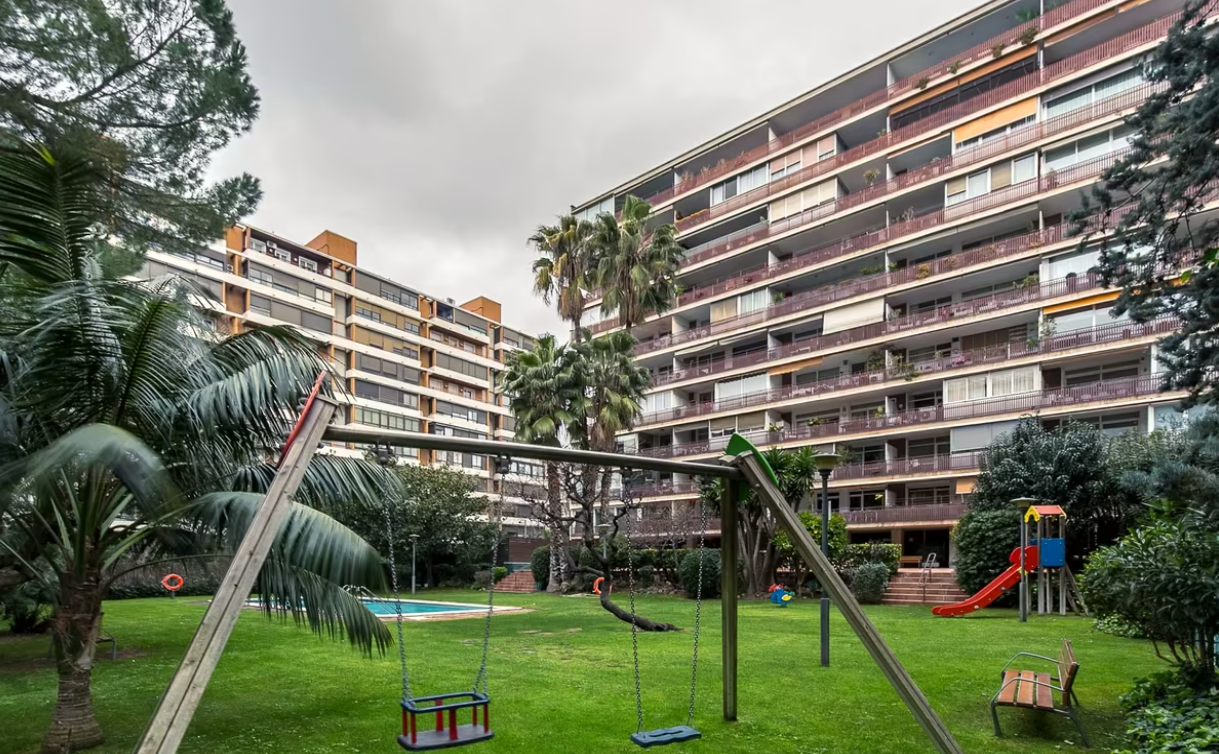 Huoneisto Barcelona, Espanja 2 makuuhuonetta, 140 m2 No. 49482
