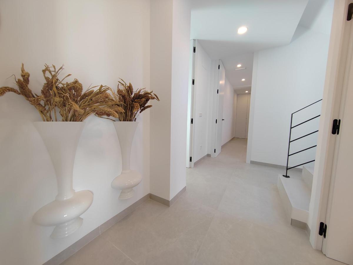 Villa a Ciudad Quesada, Alicante, Spagna 4 camere da letto, 275 mq. N° 100051