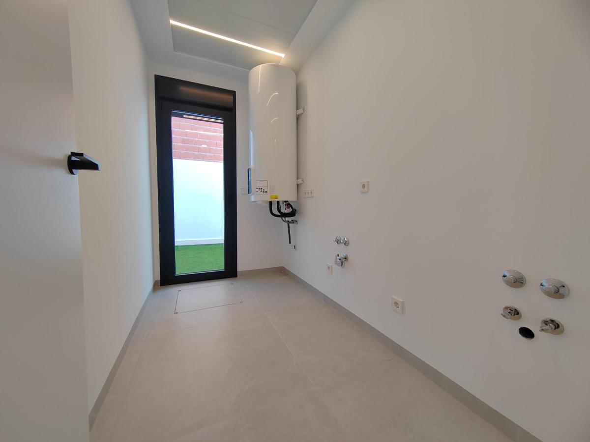 Villa a Ciudad Quesada, Alicante, Spagna 4 camere da letto, 275 mq. N° 100051