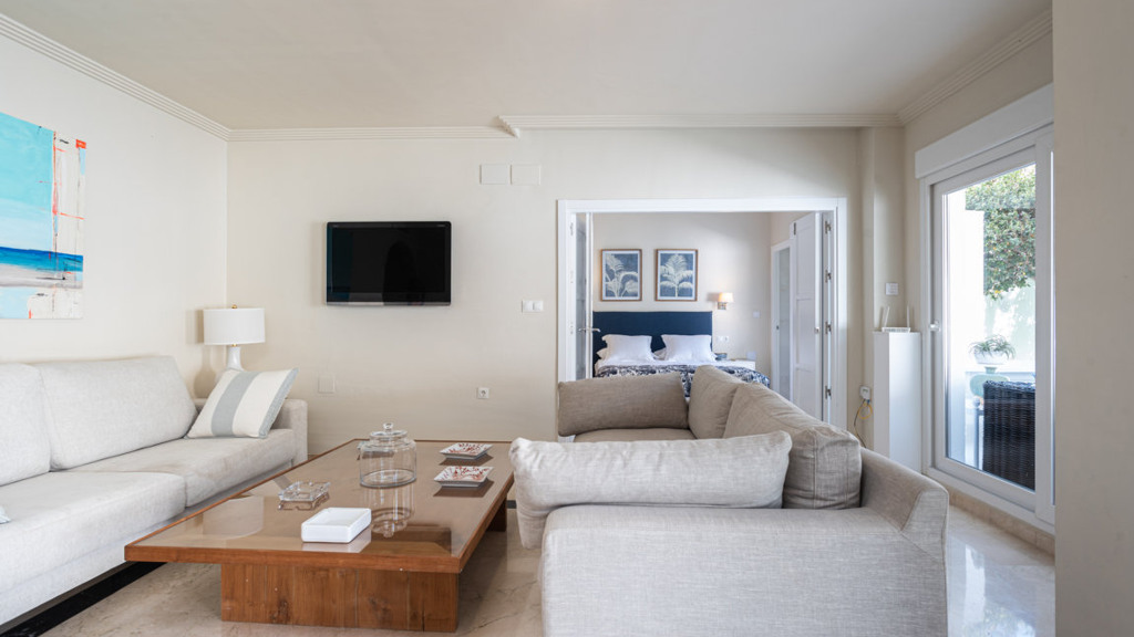 Apartamento en Marbella, Málaga, España 3 dormitorios, 231 m2 No. 93104
