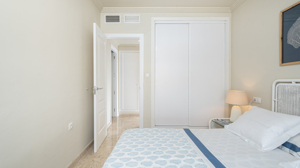 Apartamento en Marbella, Málaga, España 3 dormitorios, 231 m2 No. 93104